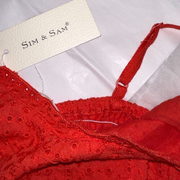 SIM & SAM NWT CROCHET HALTER/CROP CINCHED WAIST ADJUSTABLE STRAPS SIZE MEDIUM - Picture 4 of 7